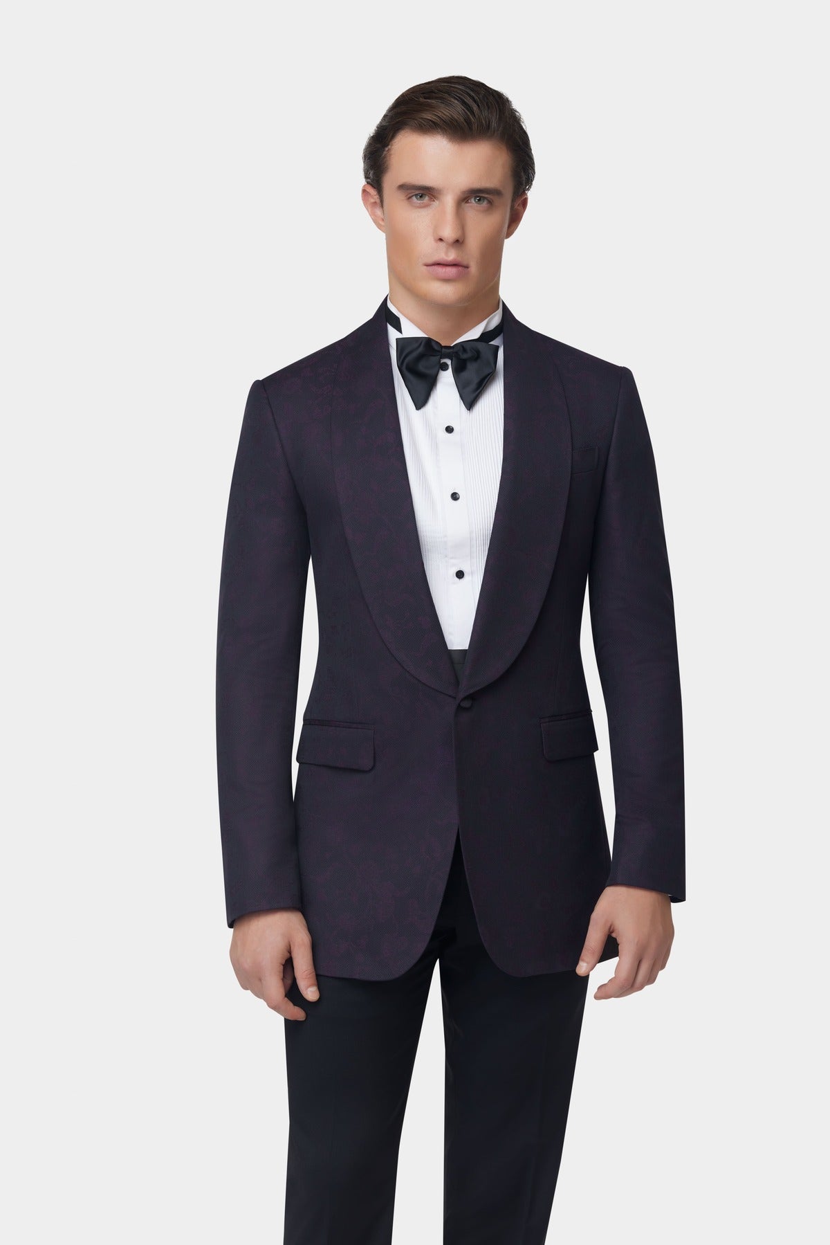 Virgilio Embroidered GC Tuxedo