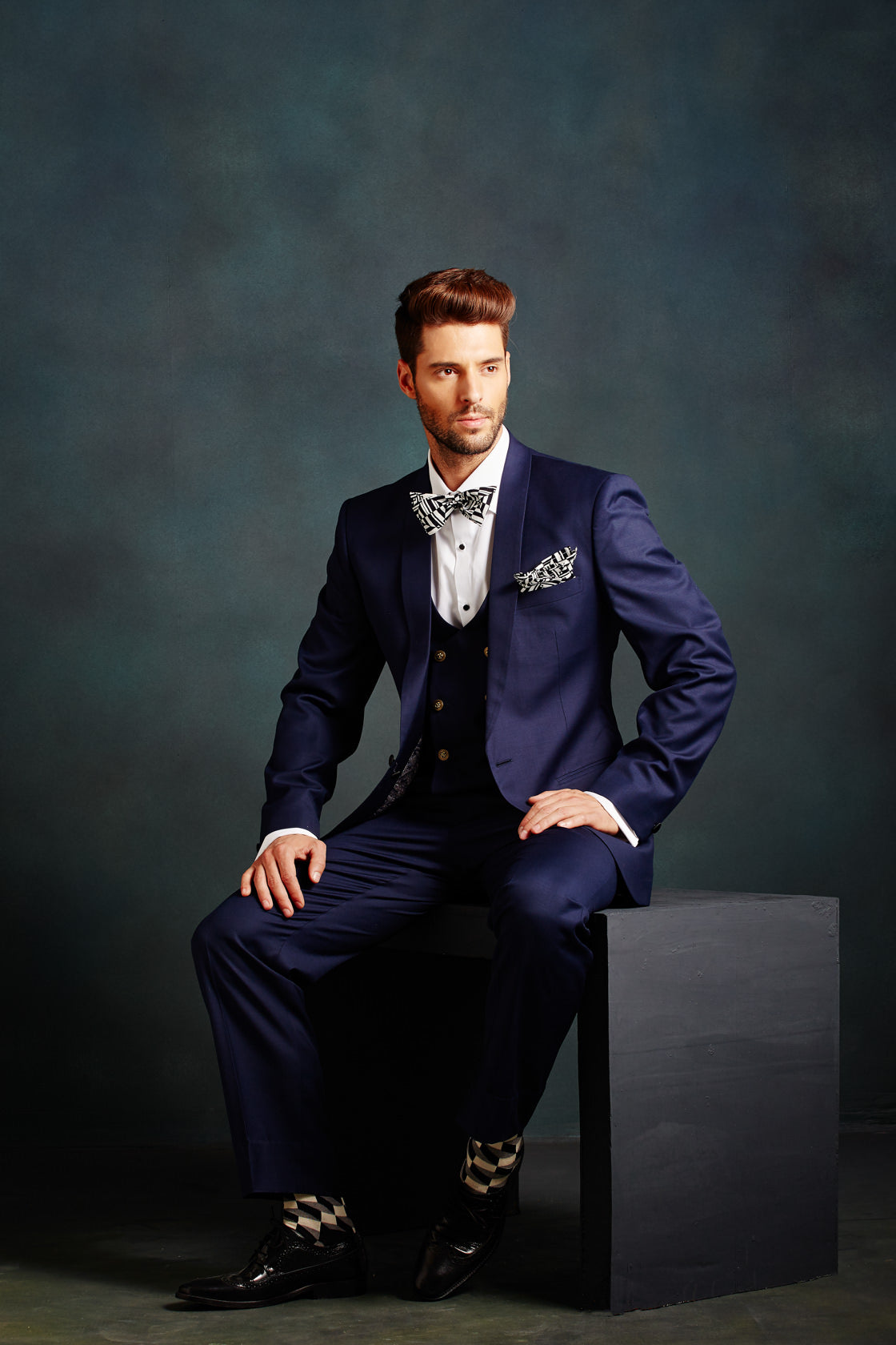 Blue Slim Shawl 3pc GC Select Suit