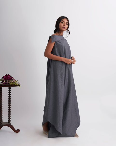 Down From The Clouds Grey Collar Long Dress