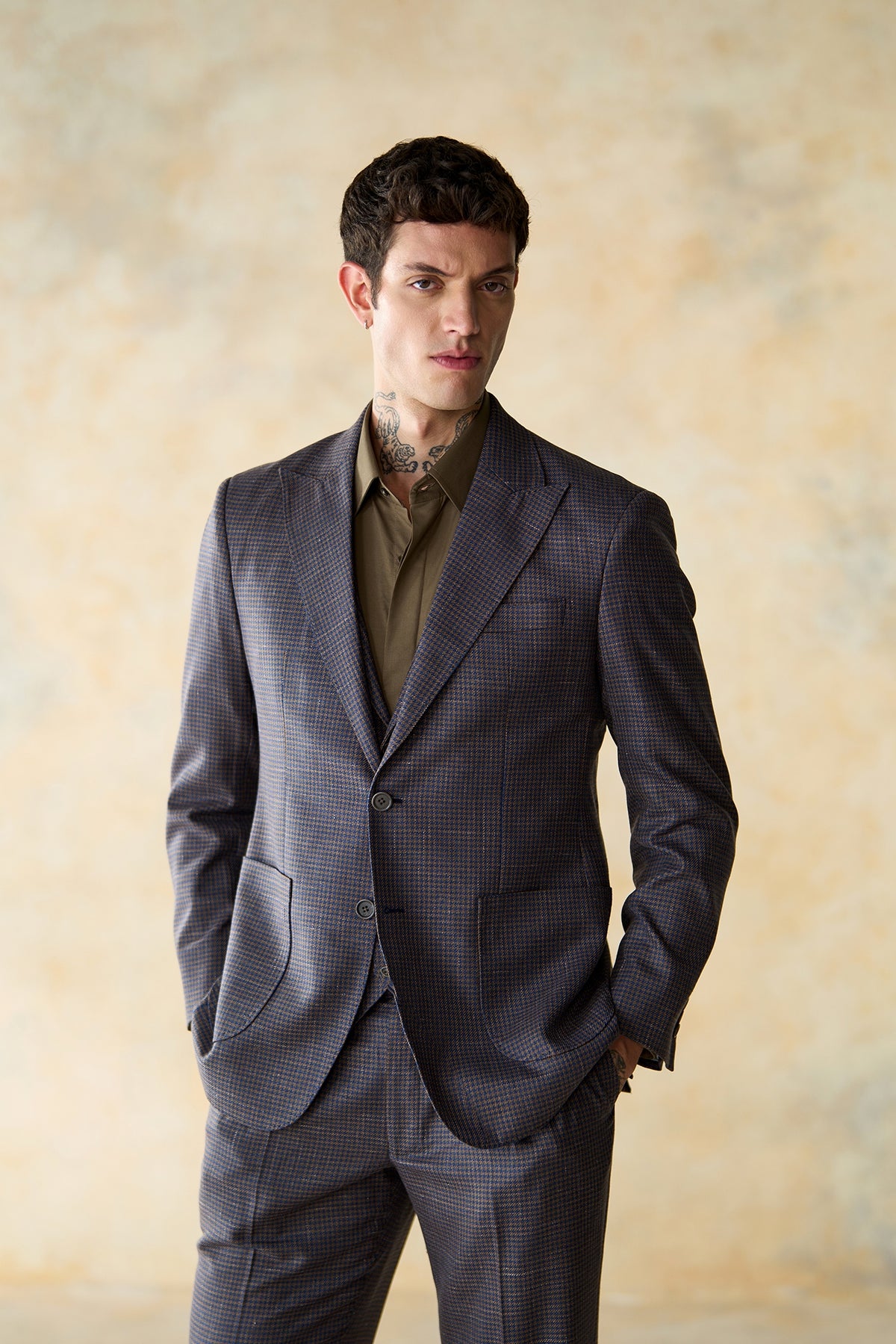 Spectrum 3pc Suit