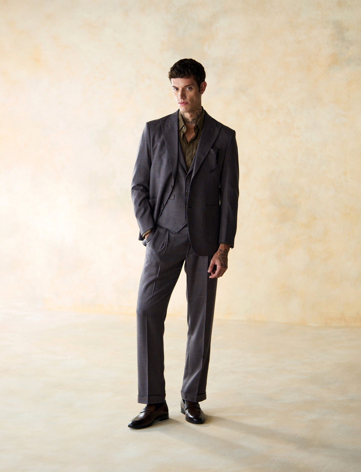 Spectrum 3pc Suit