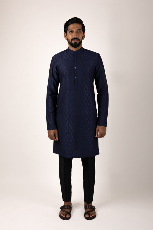 Gatsby Essential Diamond Embroidered Kurta (blue)
