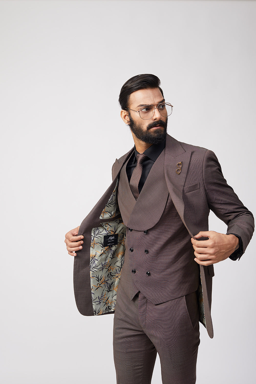 "Yugen" 3Pc Suit (Brown)